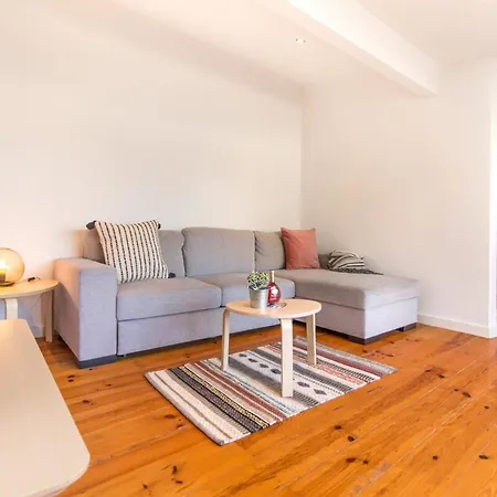 Appartamento Alfama With A View | 2br Duplex Lisbona